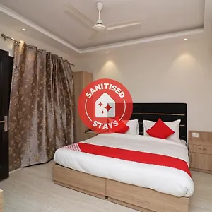 Hotel Oyo 72937 Tyagraj